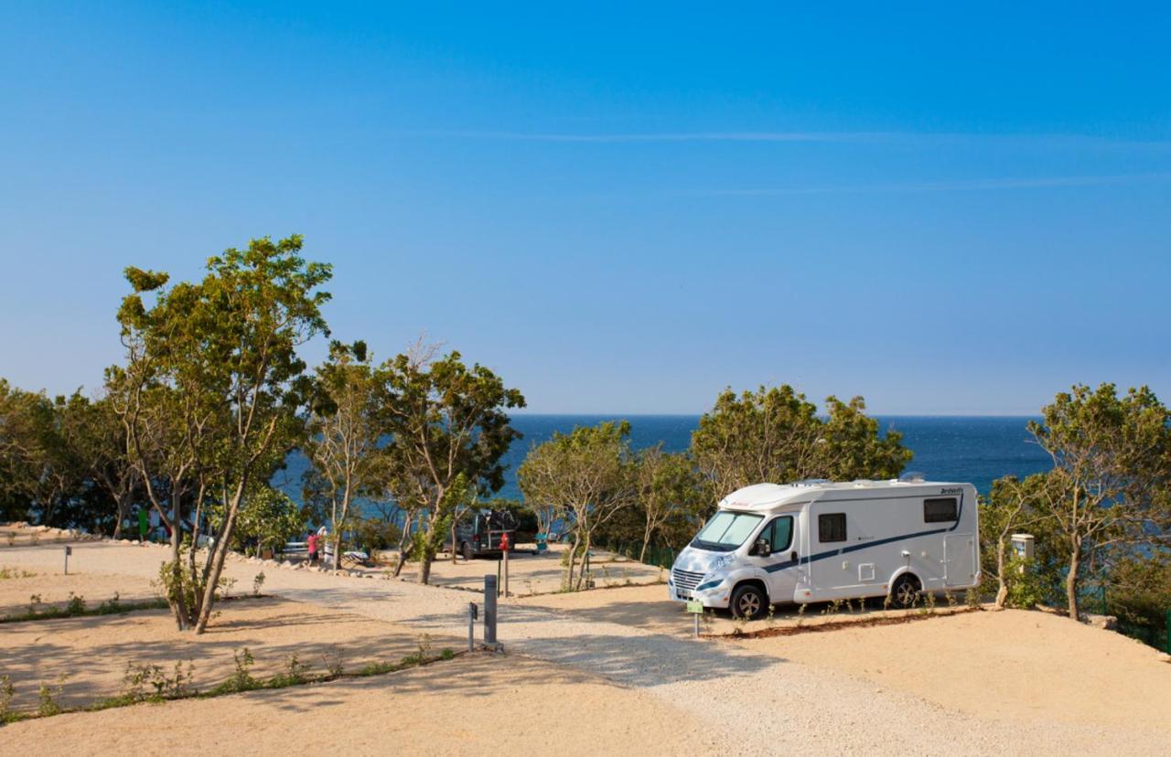 Skrila Sunny Camping Hotel Punat Buitenkant foto